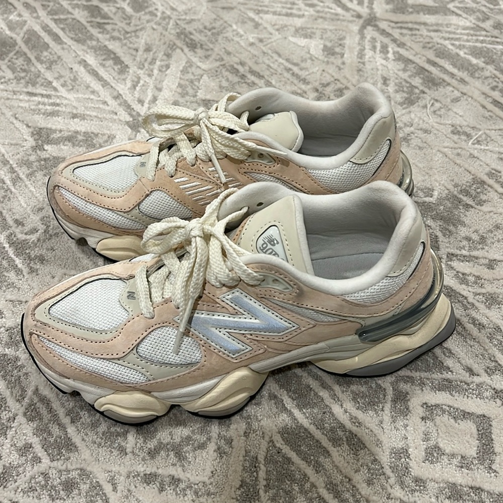 New balance 9060